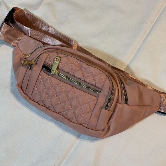 Light pink sling bag with for zipper closure pockets. NWT from local boutique. - Picture 2 of 10